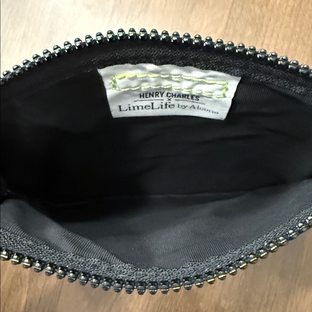 NWOT GET GLOWING Henry Charles Black Cosmetic Pouch with Silver Trim 7x7.5” - Picture 5 of 8